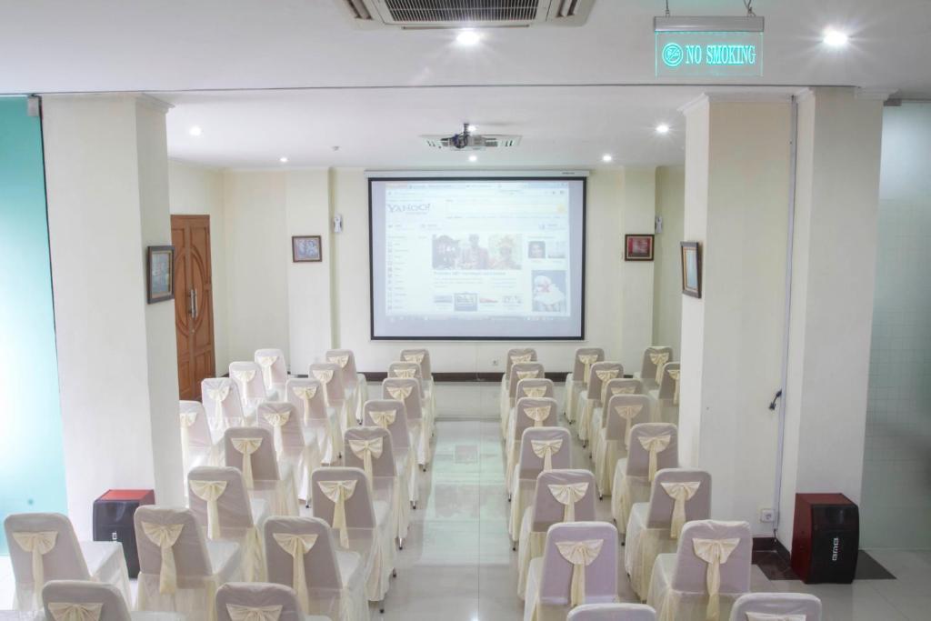 House Of Arsonia Tulip Hotel Jakarta Buitenkant foto