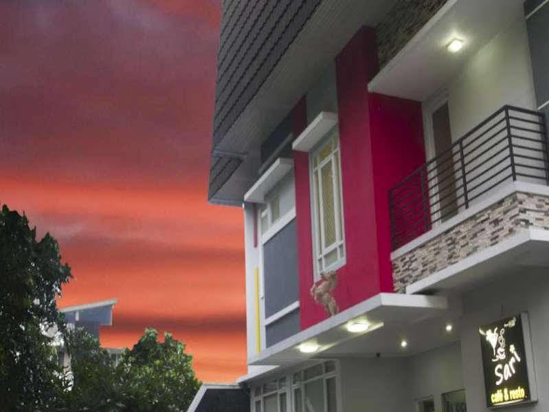 House Of Arsonia Tulip Hotel Jakarta Buitenkant foto